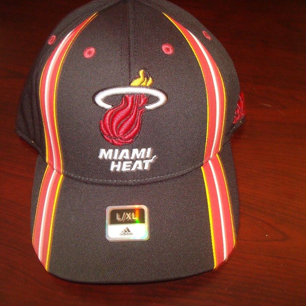 MIAMI HEATS DEADSTOCK HAT CAP NEW